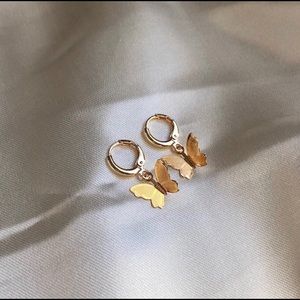 Gold Butterfly Earrings!